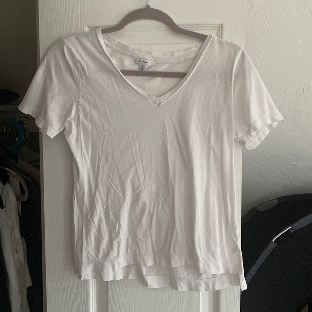 Cuyana t shirt